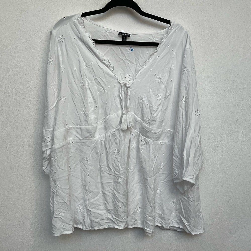 Torrid White Eyelet Tie Front Flowy Short Sleeve Top Size 4X Spring Boho